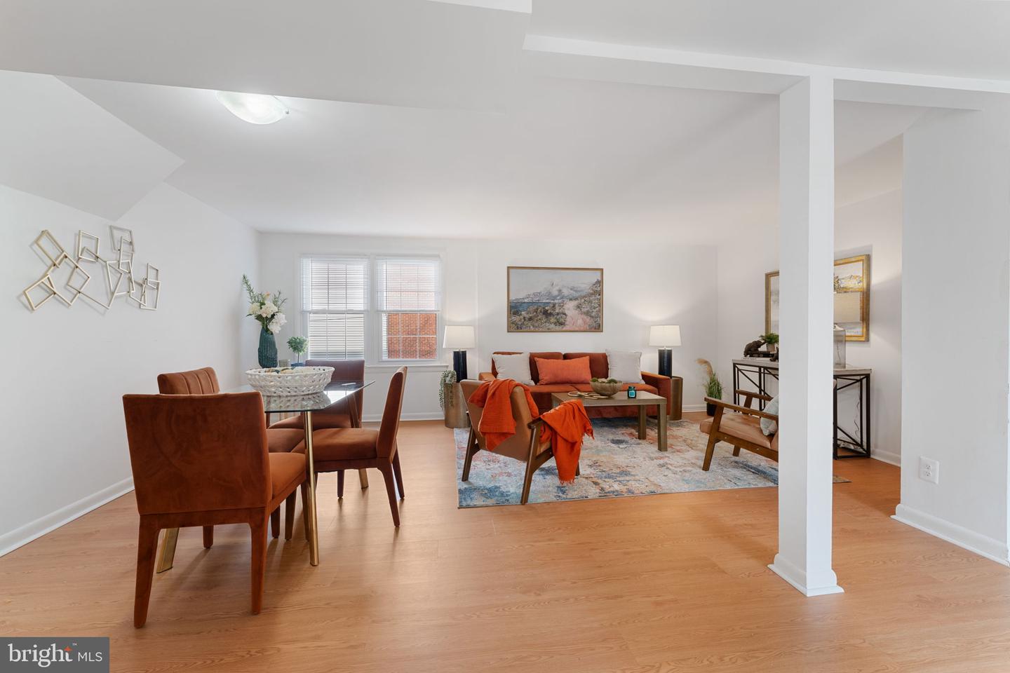 3901 6TH ST N #C, ARLINGTON, Virginia 22203, 2 Bedrooms Bedrooms, ,2 BathroomsBathrooms,Residential,For sale,3901 6TH ST N #C,VAAR2068078 MLS # VAAR2068078