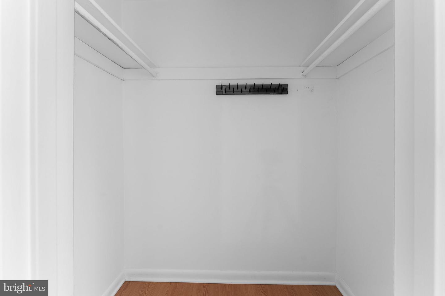 3901 6TH ST N #C, ARLINGTON, Virginia 22203, 2 Bedrooms Bedrooms, ,2 BathroomsBathrooms,Residential,For sale,3901 6TH ST N #C,VAAR2068078 MLS # VAAR2068078