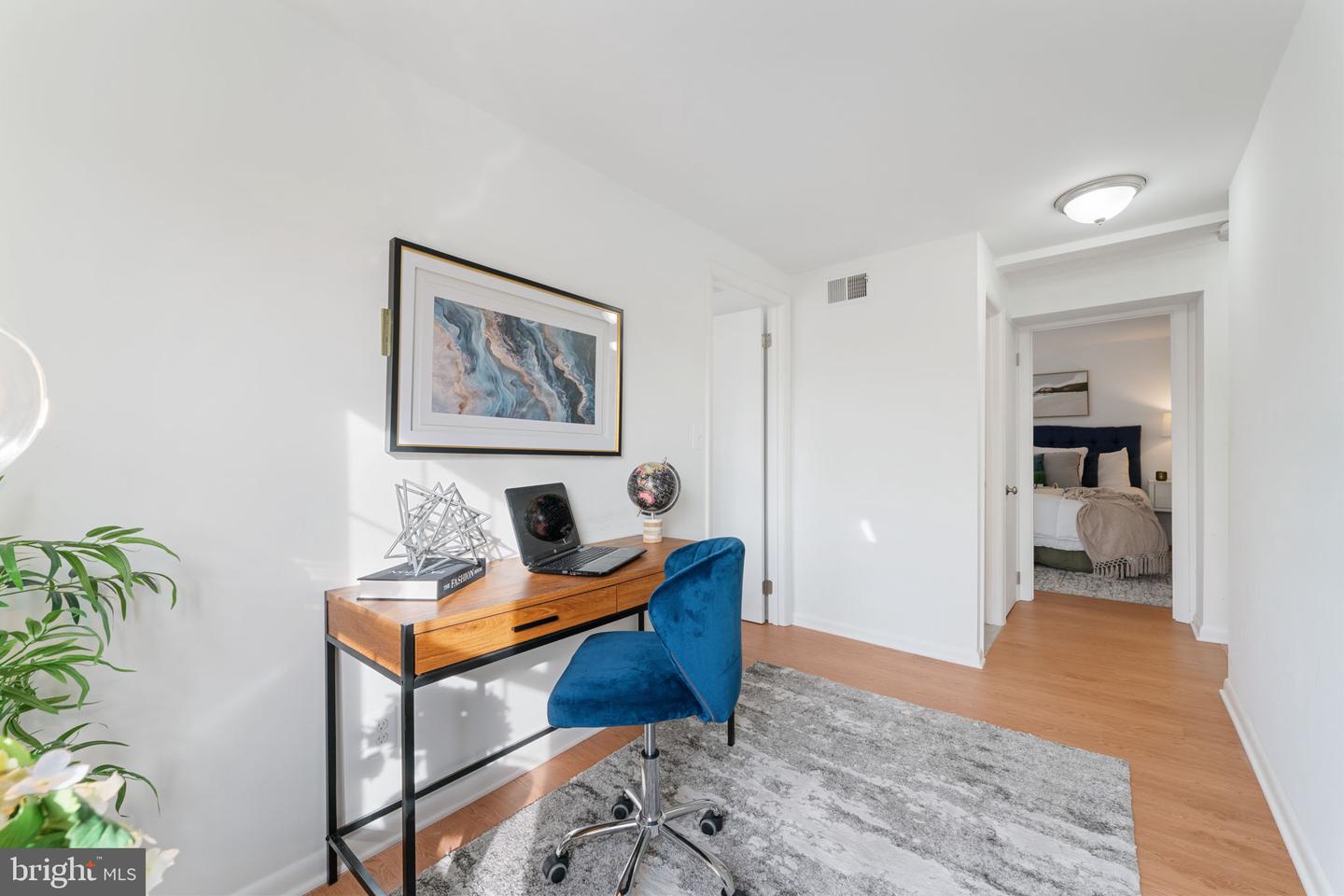 3901 6TH ST N #C, ARLINGTON, Virginia 22203, 2 Bedrooms Bedrooms, ,2 BathroomsBathrooms,Residential,For sale,3901 6TH ST N #C,VAAR2068078 MLS # VAAR2068078