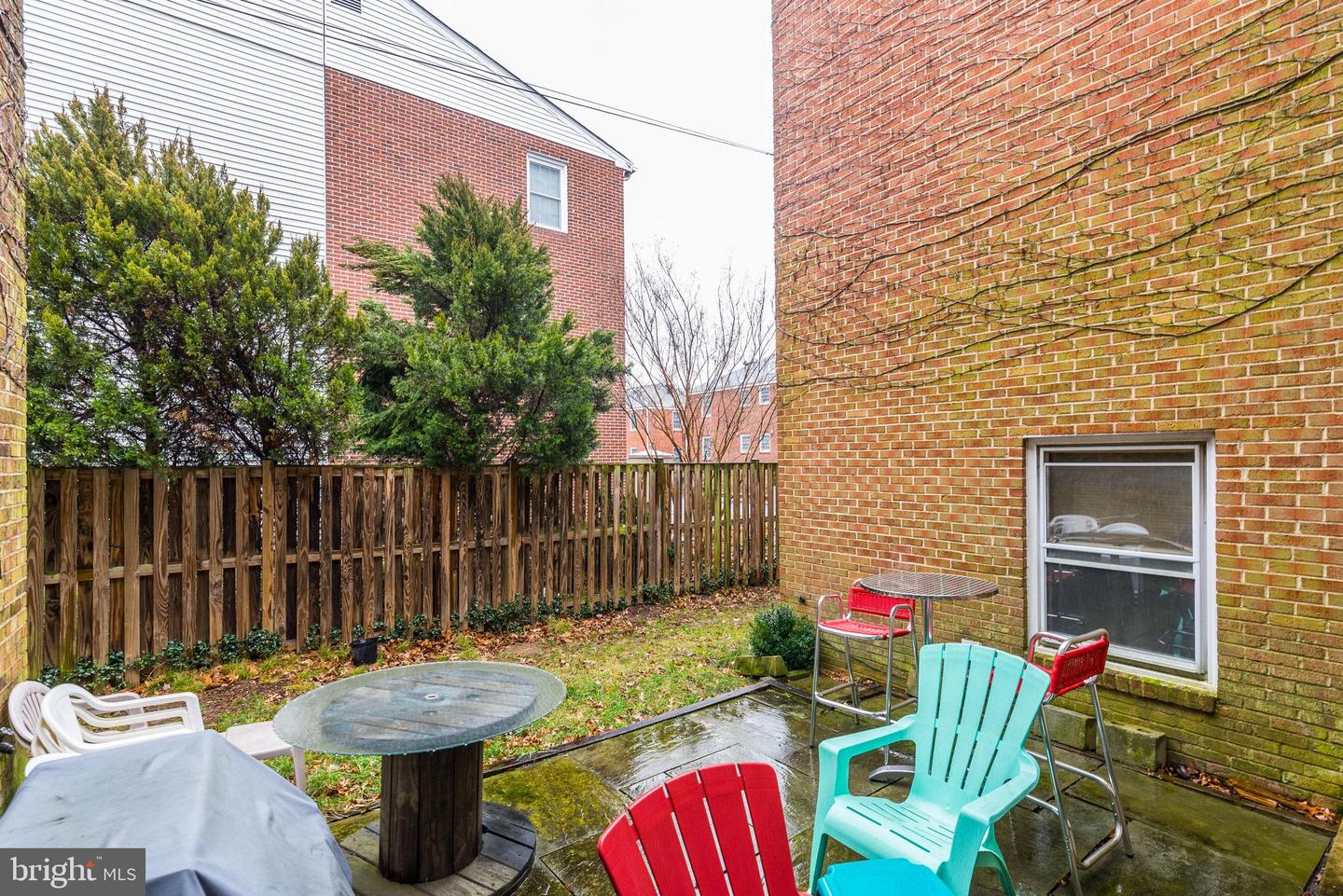 3901 6TH ST N #C, ARLINGTON, Virginia 22203, 2 Bedrooms Bedrooms, ,2 BathroomsBathrooms,Residential,For sale,3901 6TH ST N #C,VAAR2068078 MLS # VAAR2068078