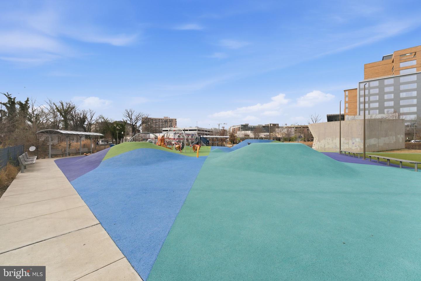 3901 6TH ST N #C, ARLINGTON, Virginia 22203, 2 Bedrooms Bedrooms, ,2 BathroomsBathrooms,Residential,For sale,3901 6TH ST N #C,VAAR2068078 MLS # VAAR2068078