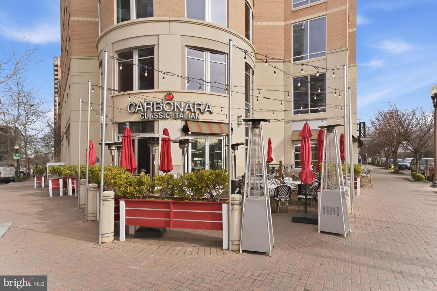 3901 6TH ST N #C, ARLINGTON, Virginia 22203, 2 Bedrooms Bedrooms, ,2 BathroomsBathrooms,Residential,For sale,3901 6TH ST N #C,VAAR2068078 MLS # VAAR2068078