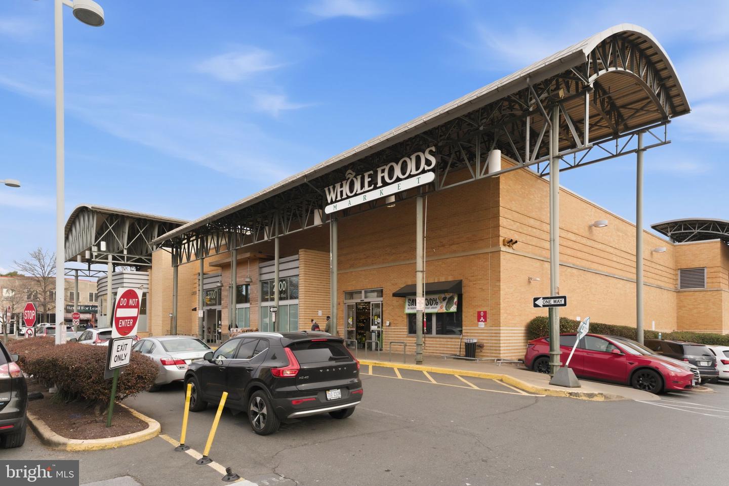 3901 6TH ST N #C, ARLINGTON, Virginia 22203, 2 Bedrooms Bedrooms, ,2 BathroomsBathrooms,Residential,For sale,3901 6TH ST N #C,VAAR2068078 MLS # VAAR2068078