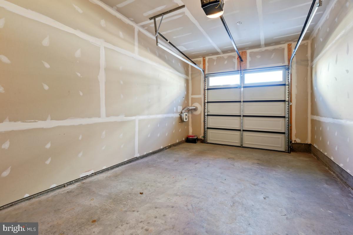 42874 FIREFLY SONATA TER #206, ASHBURN, Virginia 20148, 3 Bedrooms Bedrooms, 5 Rooms Rooms,2 BathroomsBathrooms,Residential,For sale,42874 FIREFLY SONATA TER #206,VALO2114524 MLS # VALO2114524