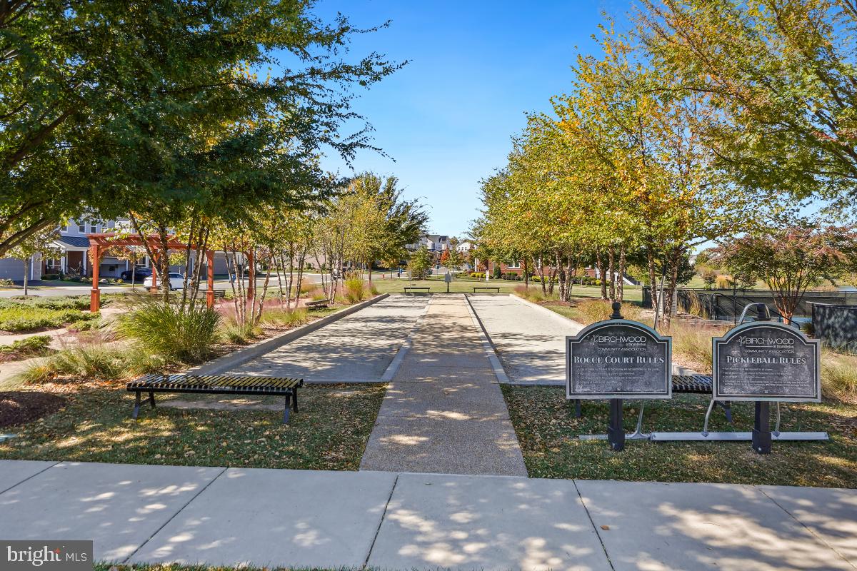 42874 FIREFLY SONATA TER #206, ASHBURN, Virginia 20148, 3 Bedrooms Bedrooms, 5 Rooms Rooms,2 BathroomsBathrooms,Residential,For sale,42874 FIREFLY SONATA TER #206,VALO2114524 MLS # VALO2114524