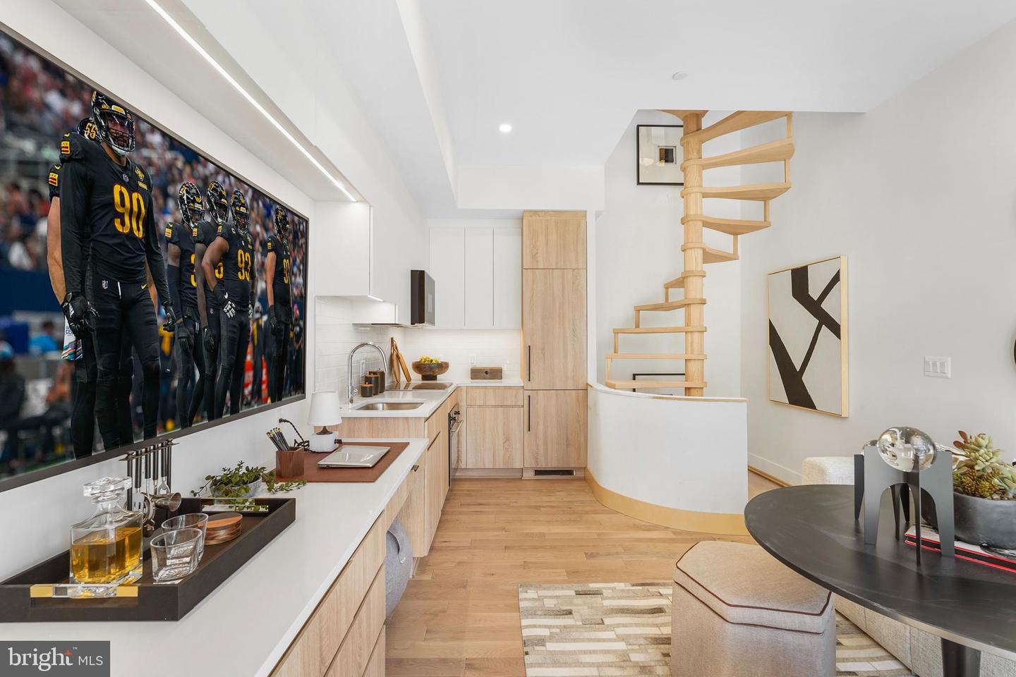 1237 W ST NW #B, WASHINGTON, District Of Columbia 20009, 2 Bedrooms Bedrooms, ,2 BathroomsBathrooms,Residential,For sale,1237 W ST NW #B,DCDC2242986 MLS # DCDC2242986