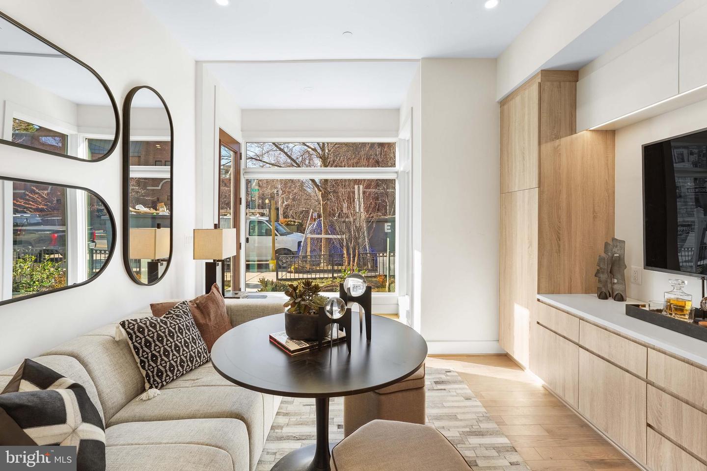 1237 W ST NW #B, WASHINGTON, District Of Columbia 20009, 2 Bedrooms Bedrooms, ,2 BathroomsBathrooms,Residential,For sale,1237 W ST NW #B,DCDC2242986 MLS # DCDC2242986