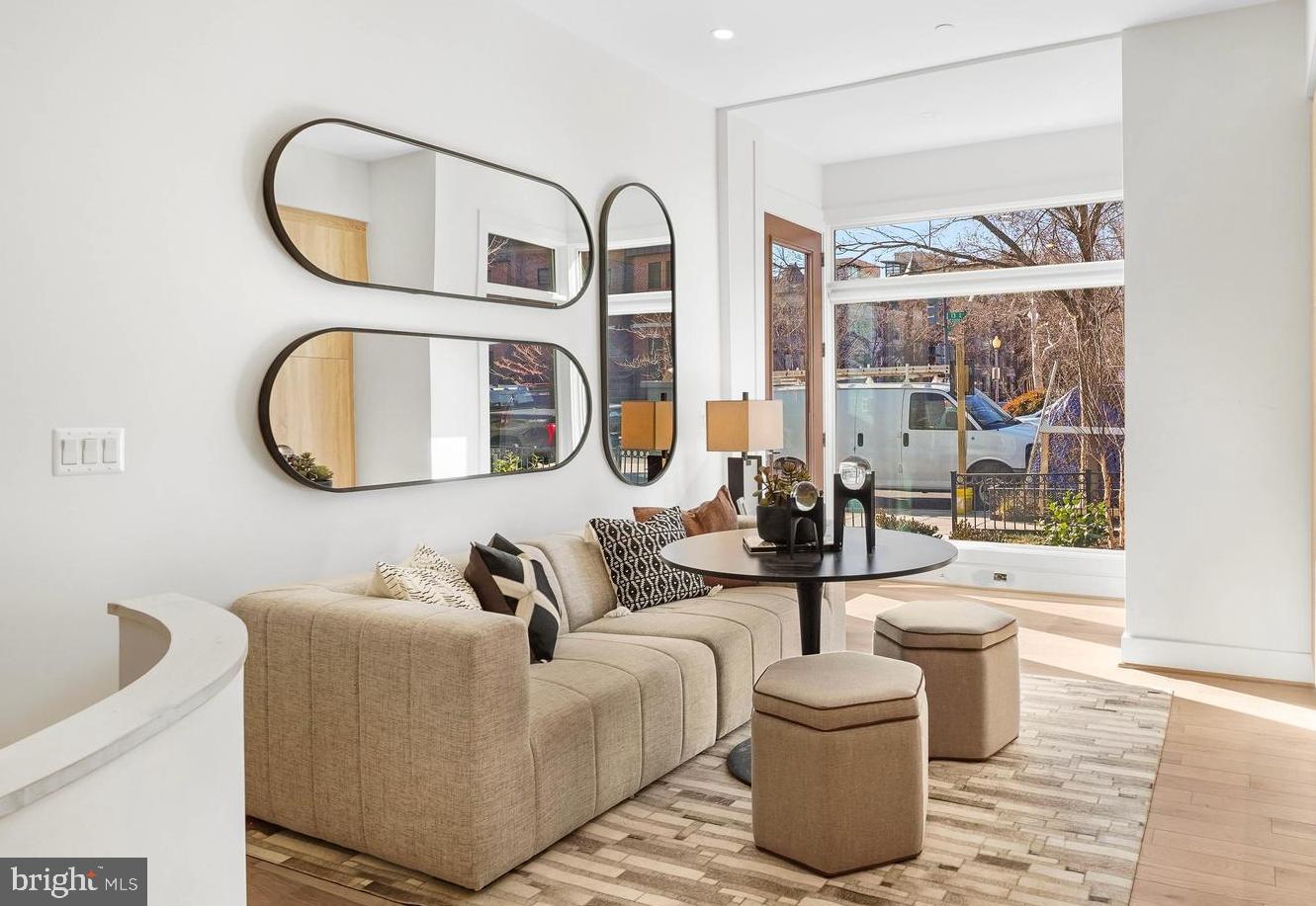 1237 W ST NW #B, WASHINGTON, District Of Columbia 20009, 2 Bedrooms Bedrooms, ,2 BathroomsBathrooms,Residential,For sale,1237 W ST NW #B,DCDC2242986 MLS # DCDC2242986