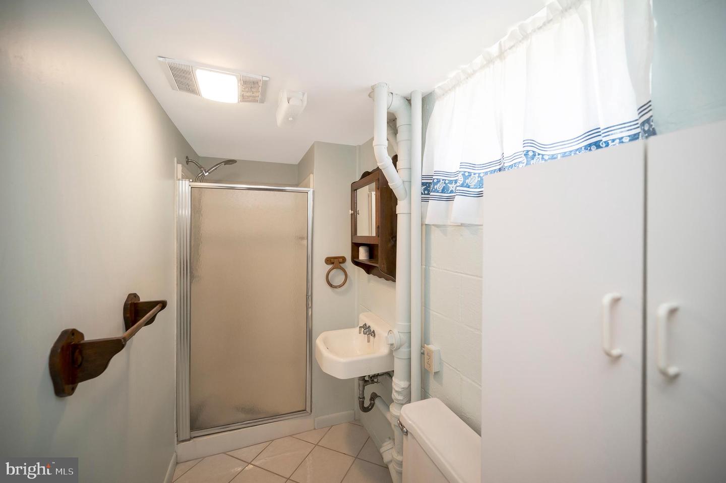 1306 HAWKINS LN, KING GEORGE, Virginia 22485, 5 Bedrooms Bedrooms, ,4 BathroomsBathrooms,Residential,For sale,1306 HAWKINS LN,VAKG2006896 MLS # VAKG2006896