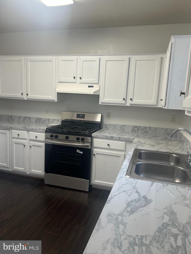 9418 BLACK HAWK CT, MANASSAS PARK, Virginia 20111, 3 Bedrooms Bedrooms, ,2 BathroomsBathrooms,Residential,For sale,9418 BLACK HAWK CT,VAMP2003348 MLS # VAMP2003348