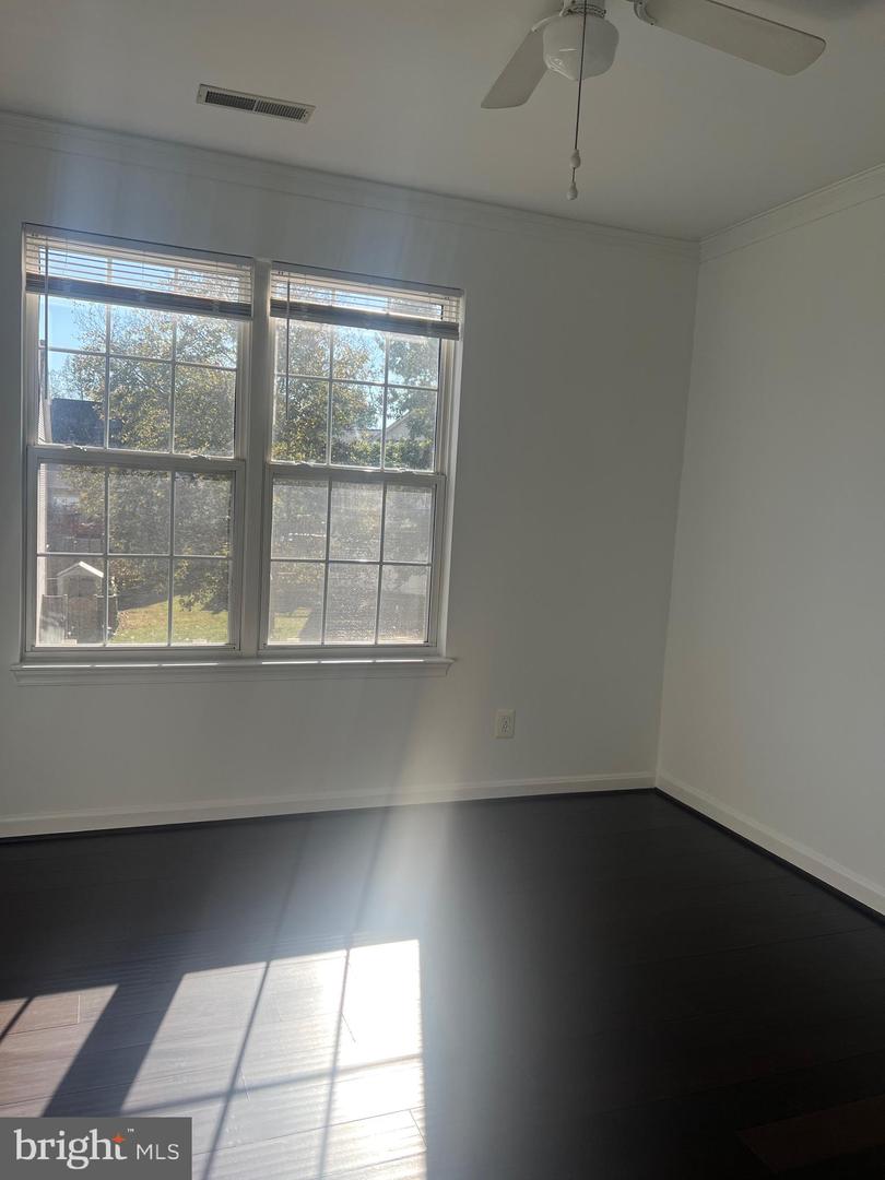 9418 BLACK HAWK CT, MANASSAS PARK, Virginia 20111, 3 Bedrooms Bedrooms, ,2 BathroomsBathrooms,Residential,For sale,9418 BLACK HAWK CT,VAMP2003348 MLS # VAMP2003348