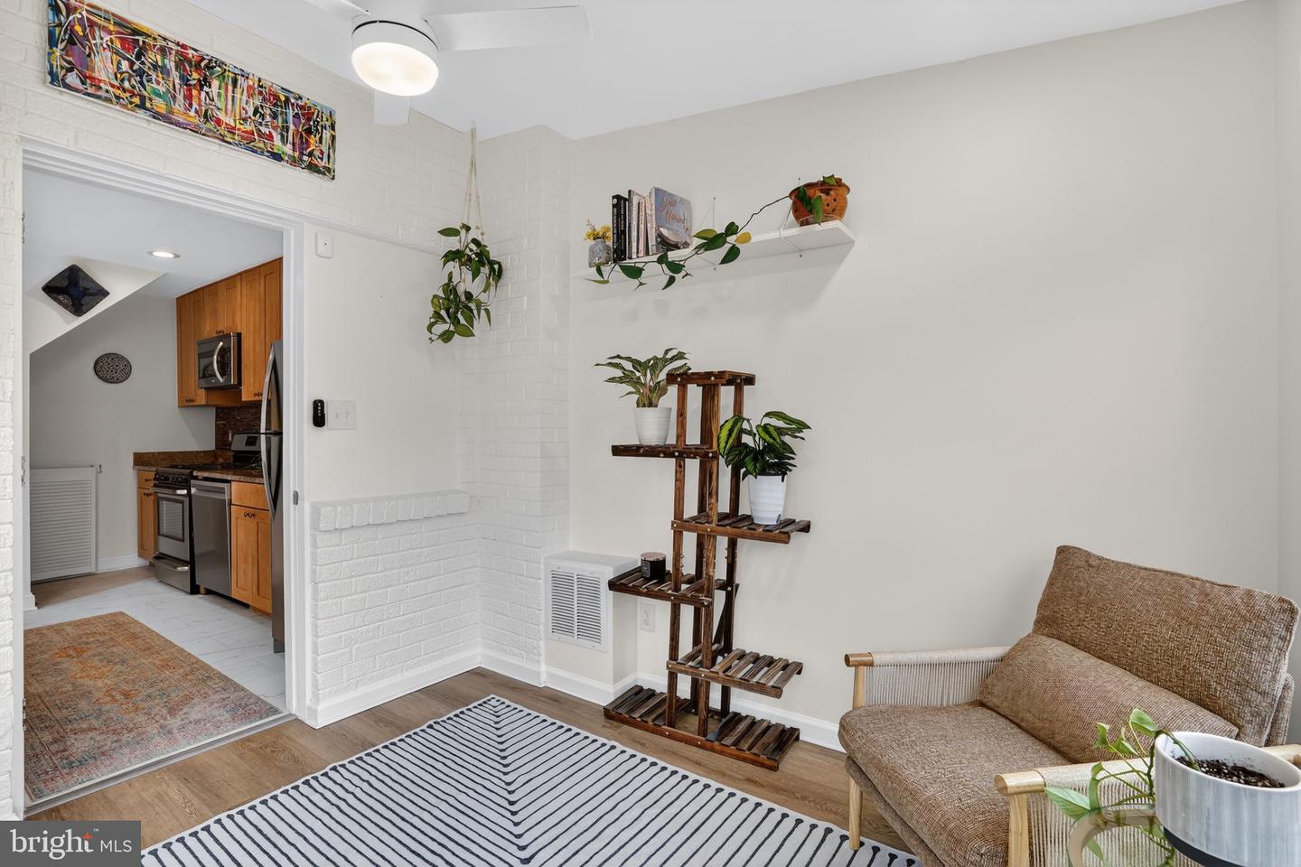 2604 S TROY ST S, ARLINGTON, Virginia 22206, 3 Bedrooms Bedrooms, ,2 BathroomsBathrooms,Residential,For sale,2604 S TROY ST S,VAAR2067434 MLS # VAAR2067434