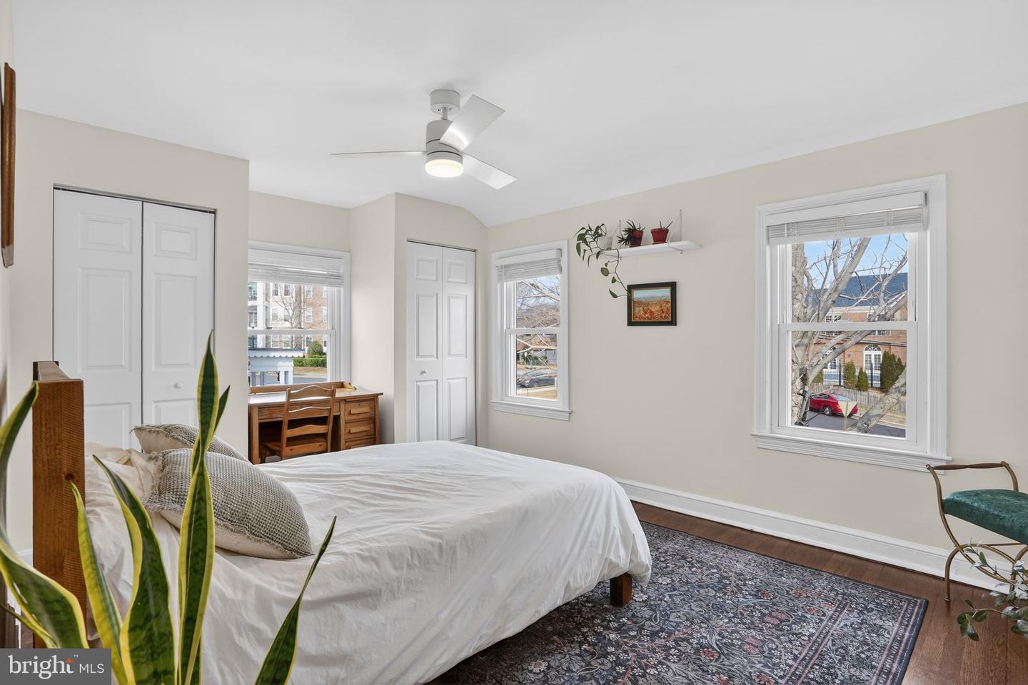 2604 S TROY ST S, ARLINGTON, Virginia 22206, 3 Bedrooms Bedrooms, ,2 BathroomsBathrooms,Residential,For sale,2604 S TROY ST S,VAAR2067434 MLS # VAAR2067434