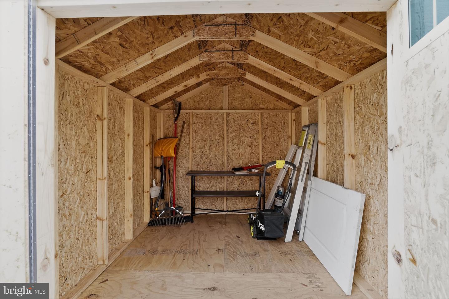 2604 S TROY ST S, ARLINGTON, Virginia 22206, 3 Bedrooms Bedrooms, ,2 BathroomsBathrooms,Residential,For sale,2604 S TROY ST S,VAAR2067434 MLS # VAAR2067434