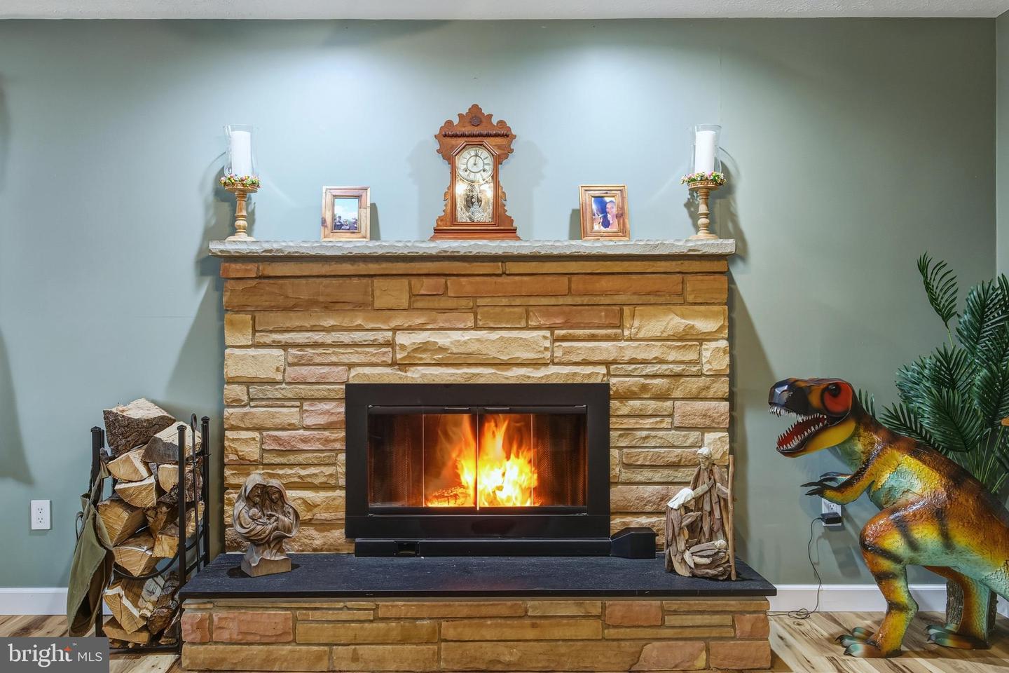 5911 SMITH CREEK RD, NEW MARKET, Virginia 22844, 4 Bedrooms Bedrooms, 7 Rooms Rooms,3 BathroomsBathrooms,Residential,For sale,5911 SMITH CREEK RD,VASH2013326 MLS # VASH2013326