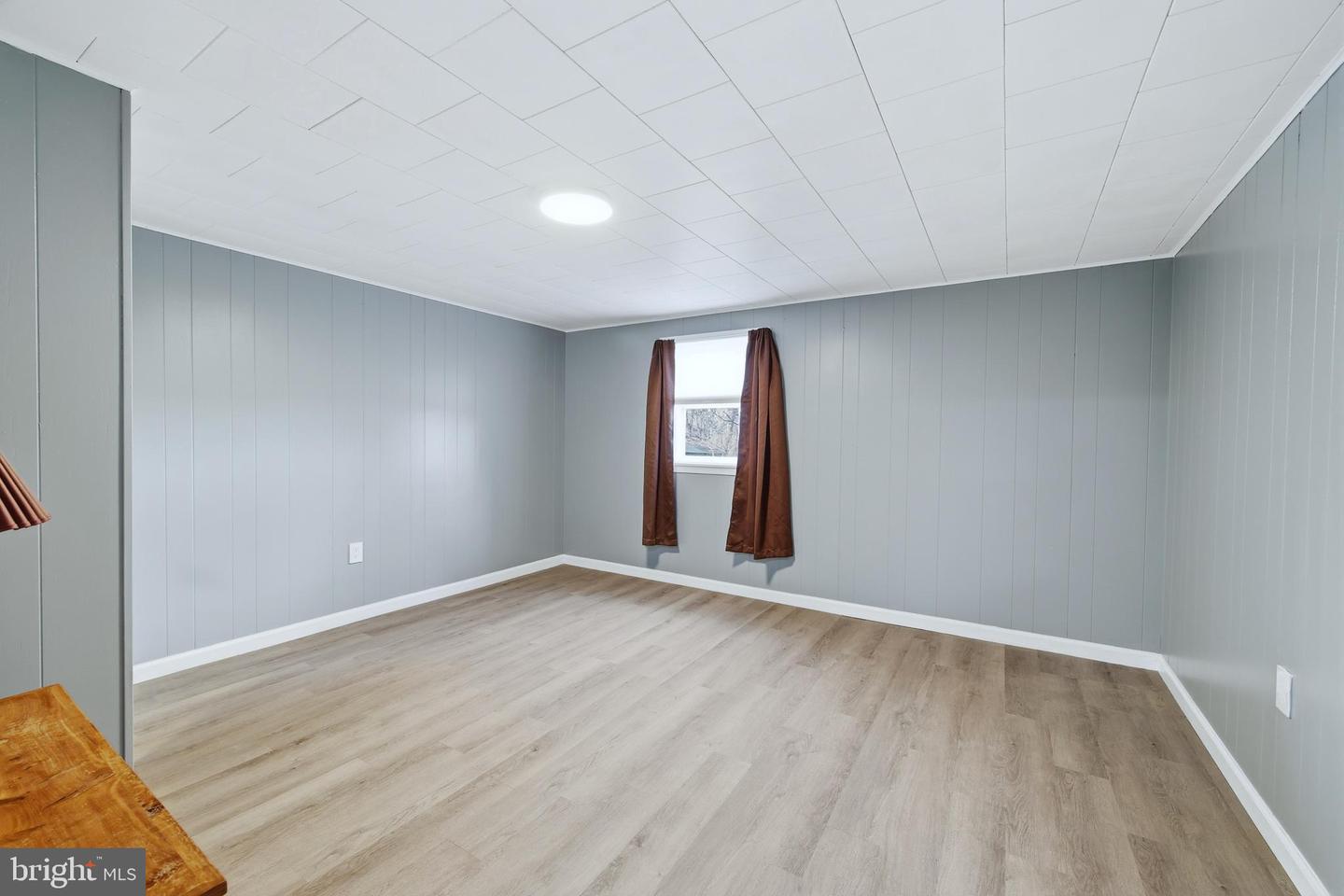 5911 SMITH CREEK RD, NEW MARKET, Virginia 22844, 4 Bedrooms Bedrooms, 7 Rooms Rooms,3 BathroomsBathrooms,Residential,For sale,5911 SMITH CREEK RD,VASH2013326 MLS # VASH2013326