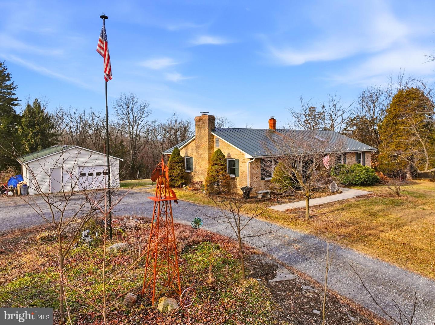 5911 SMITH CREEK RD, NEW MARKET, Virginia 22844, 4 Bedrooms Bedrooms, 7 Rooms Rooms,3 BathroomsBathrooms,Residential,For sale,5911 SMITH CREEK RD,VASH2013326 MLS # VASH2013326