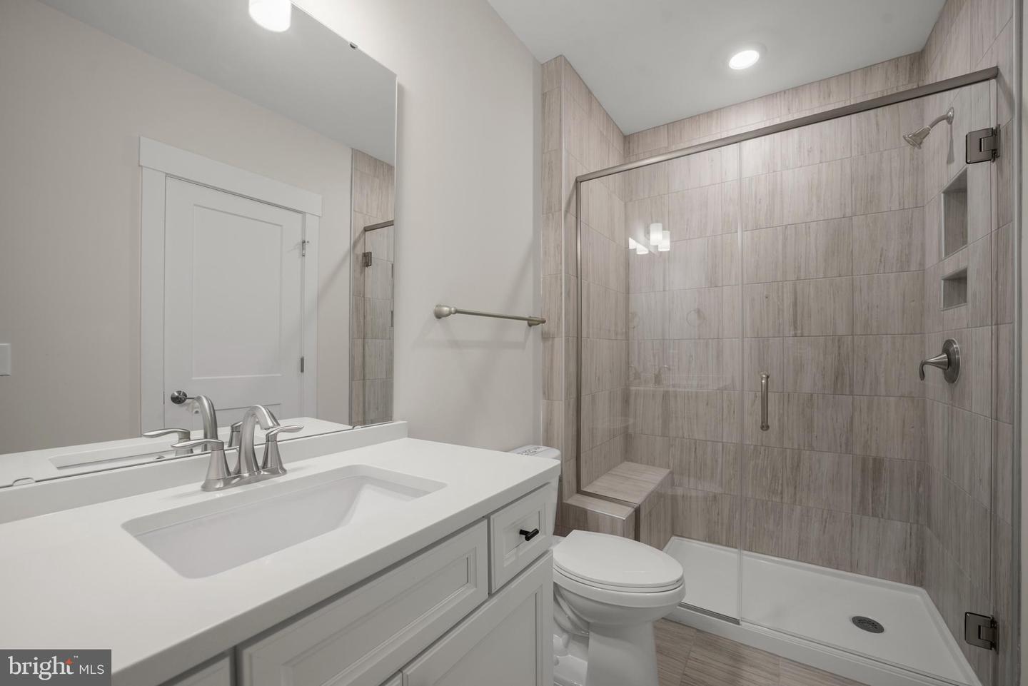 3917 JETT CT, GUM SPRING, Virginia 23065, 4 Bedrooms Bedrooms, 10 Rooms Rooms,3 BathroomsBathrooms,Residential,For sale,3917 JETT CT,VAGO2000416 MLS # VAGO2000416