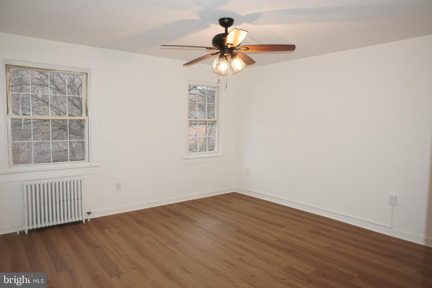 5103 10TH ST S #5, ARLINGTON, Virginia 22204, 2 Bedrooms Bedrooms, ,1 BathroomBathrooms,Residential,For sale,5103 10TH ST S #5,VAAR2068030 MLS # VAAR2068030