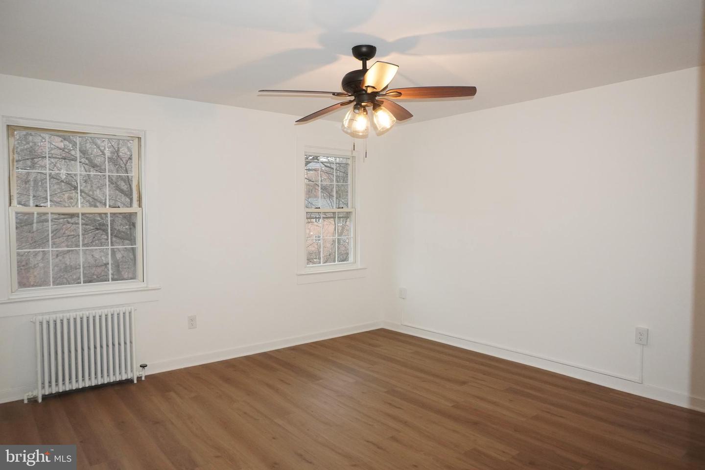 5103 10TH ST S #5, ARLINGTON, Virginia 22204, 2 Bedrooms Bedrooms, ,1 BathroomBathrooms,Residential,For sale,5103 10TH ST S #5,VAAR2068030 MLS # VAAR2068030