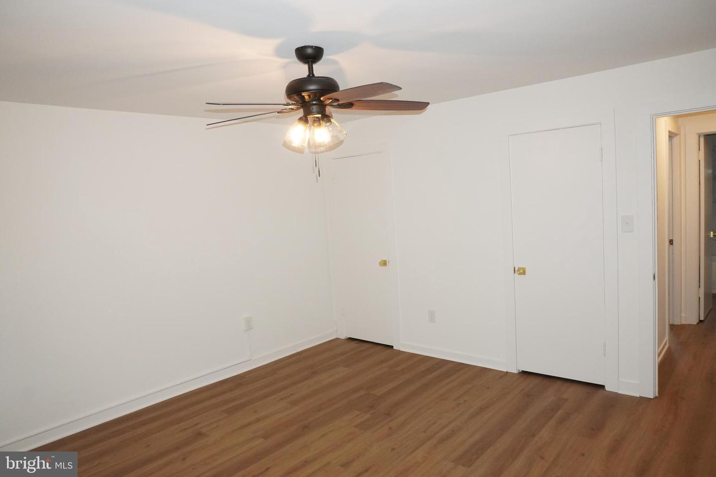 5103 10TH ST S #5, ARLINGTON, Virginia 22204, 2 Bedrooms Bedrooms, ,1 BathroomBathrooms,Residential,For sale,5103 10TH ST S #5,VAAR2068030 MLS # VAAR2068030