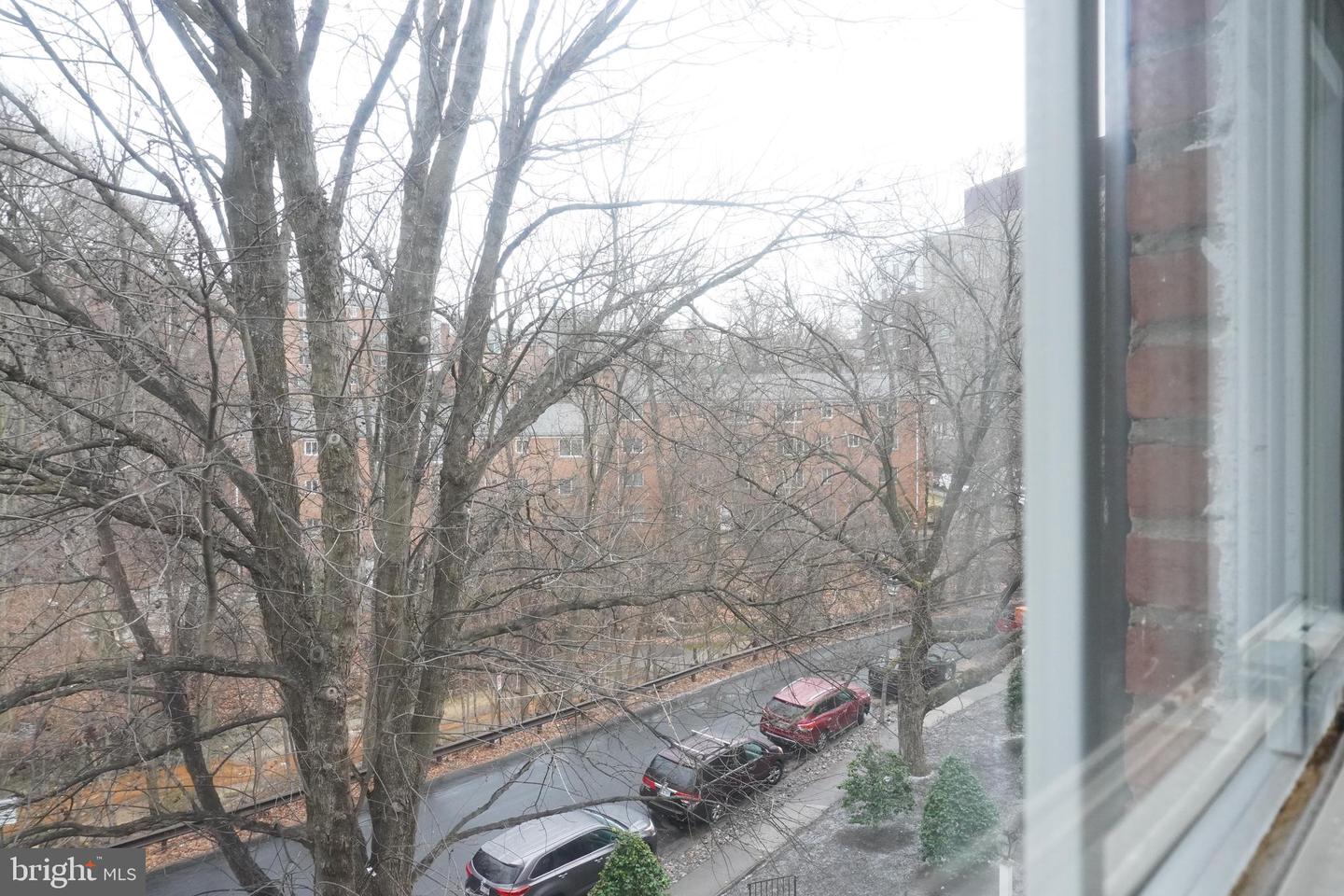 5103 10TH ST S #5, ARLINGTON, Virginia 22204, 2 Bedrooms Bedrooms, ,1 BathroomBathrooms,Residential,For sale,5103 10TH ST S #5,VAAR2068030 MLS # VAAR2068030