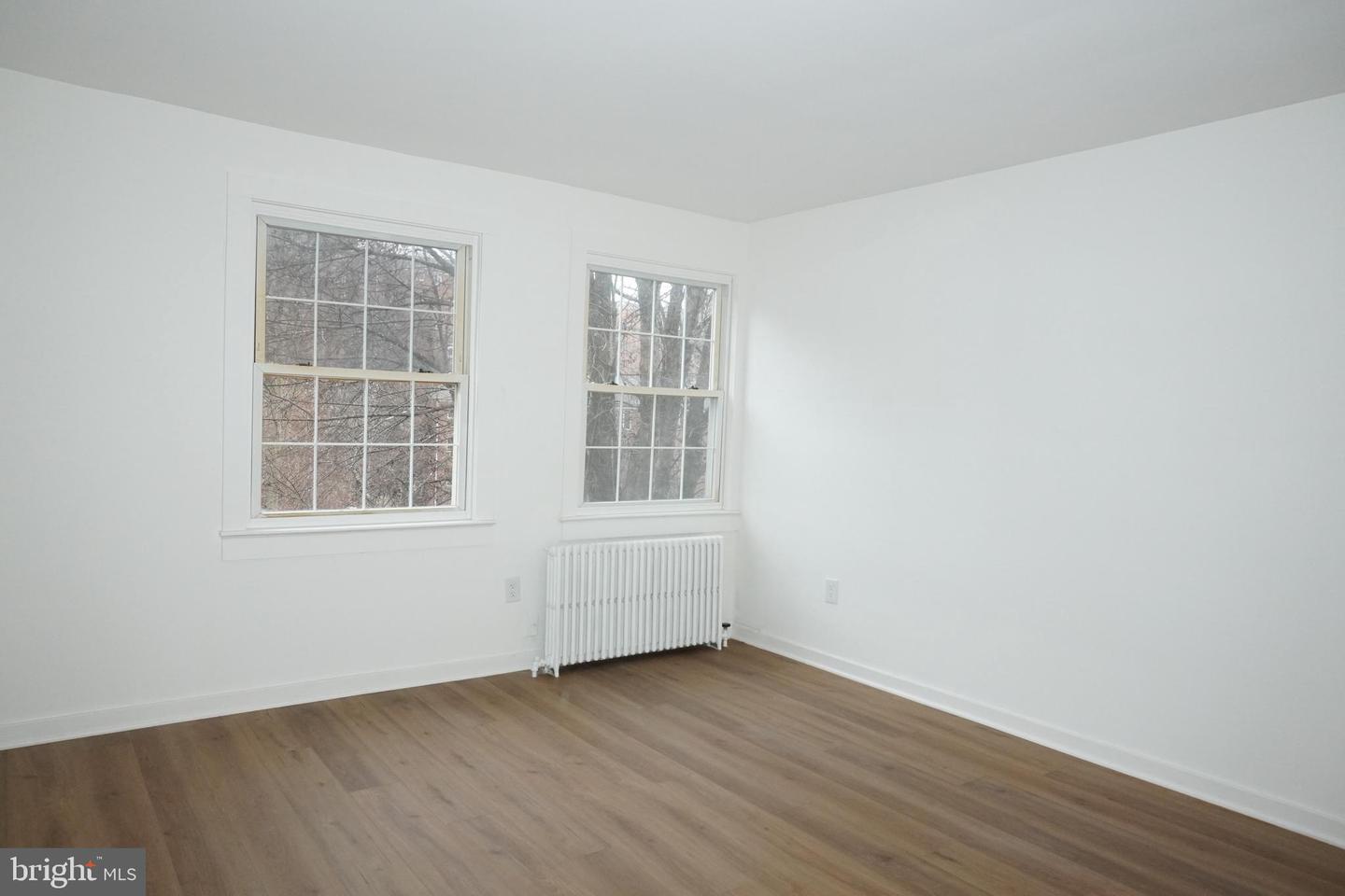 5103 10TH ST S #5, ARLINGTON, Virginia 22204, 2 Bedrooms Bedrooms, ,1 BathroomBathrooms,Residential,For sale,5103 10TH ST S #5,VAAR2068030 MLS # VAAR2068030