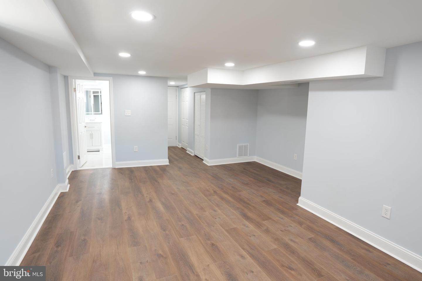 164 ELMIRA ST SW, WASHINGTON, District Of Columbia 20032, 3 Bedrooms Bedrooms, ,2 BathroomsBathrooms,Residential,For sale,164 ELMIRA ST SW,DCDC2242988 MLS # DCDC2242988