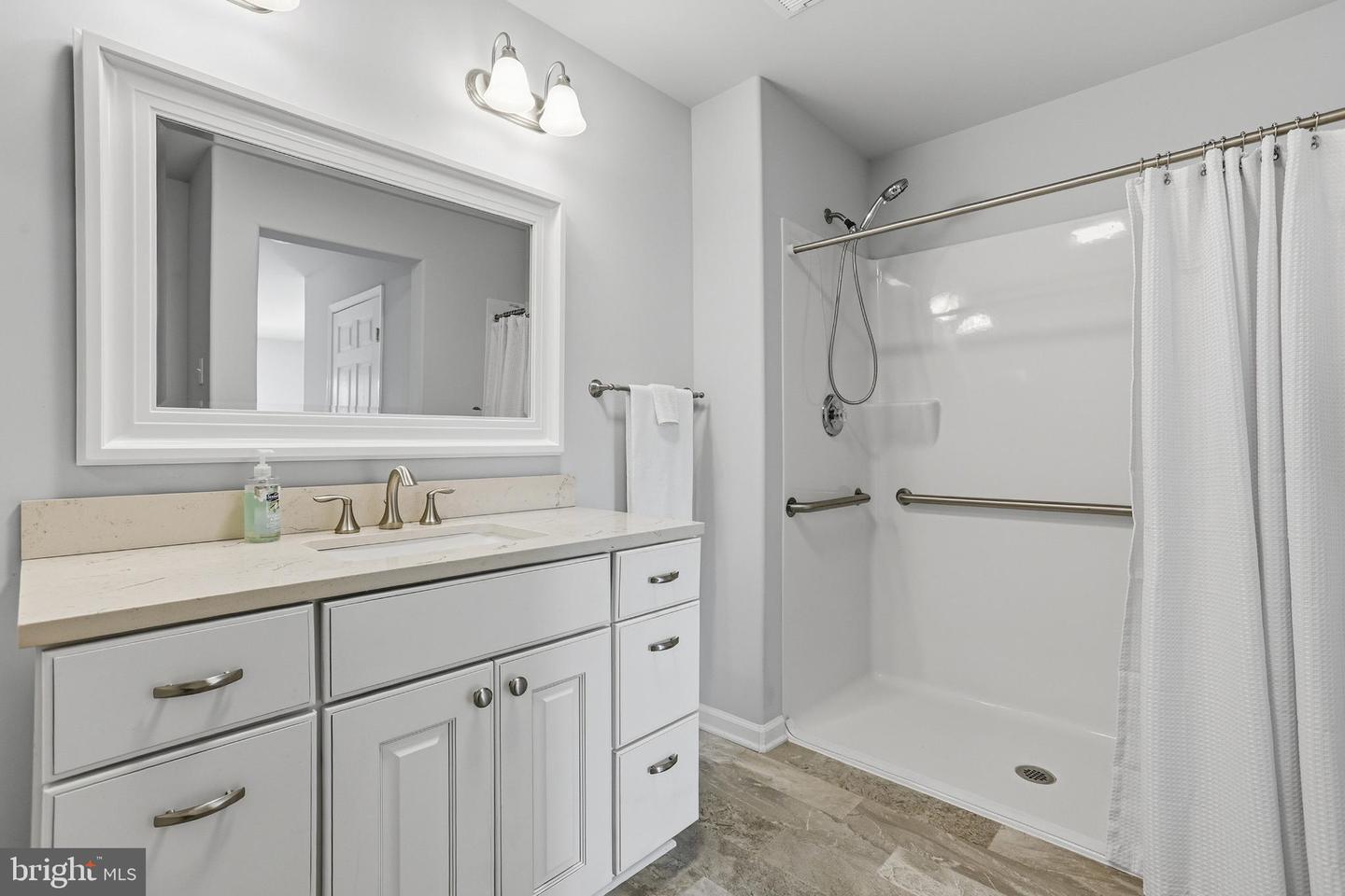 5810 W HOOVER RD, REVA, Virginia 22735, 4 Bedrooms Bedrooms, 7 Rooms Rooms,2 BathroomsBathrooms,Residential,For sale,5810 W HOOVER RD,VAMA2002592 MLS # VAMA2002592