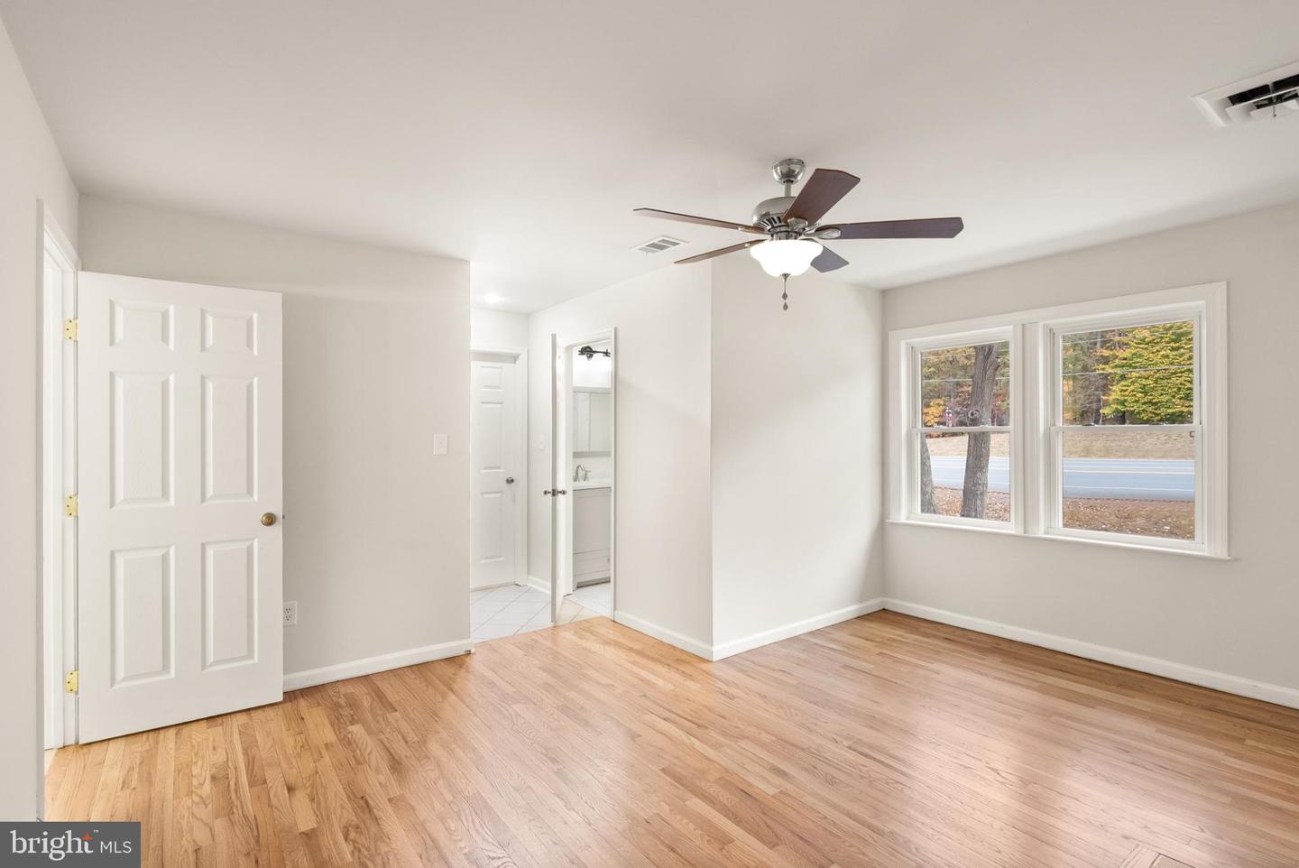 7075 YATES FORD RD, MANASSAS, Virginia 20111, 5 Bedrooms Bedrooms, 9 Rooms Rooms,4 BathroomsBathrooms,Residential,For sale,7075 YATES FORD RD,VAPW2111136 MLS # VAPW2111136