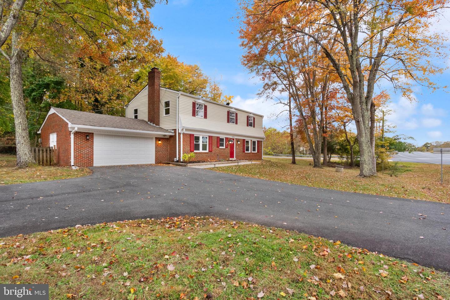 7075 YATES FORD RD, MANASSAS, Virginia 20111, 5 Bedrooms Bedrooms, 9 Rooms Rooms,4 BathroomsBathrooms,Residential,For sale,7075 YATES FORD RD,VAPW2111136 MLS # VAPW2111136