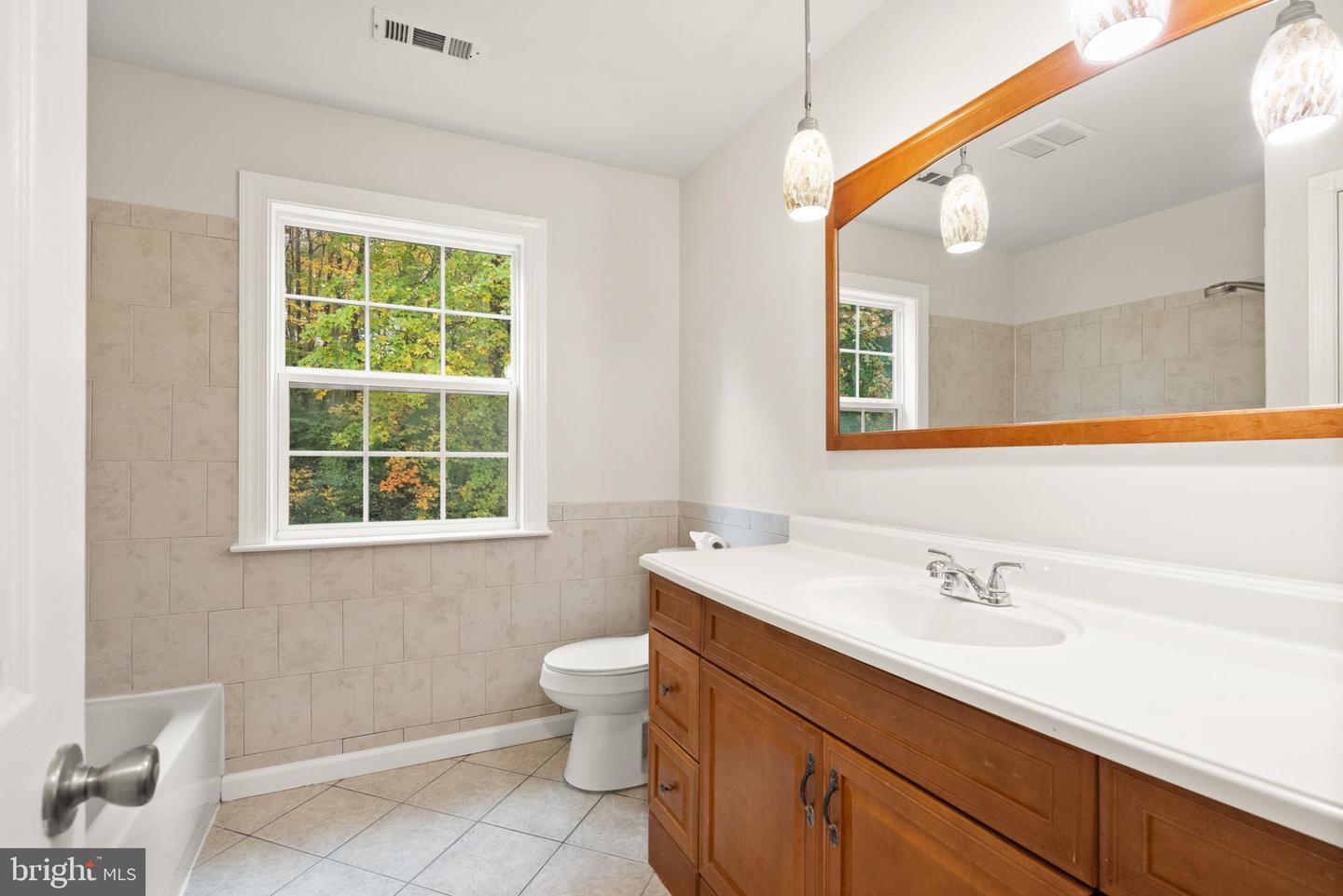 7075 YATES FORD RD, MANASSAS, Virginia 20111, 5 Bedrooms Bedrooms, 9 Rooms Rooms,4 BathroomsBathrooms,Residential,For sale,7075 YATES FORD RD,VAPW2111136 MLS # VAPW2111136