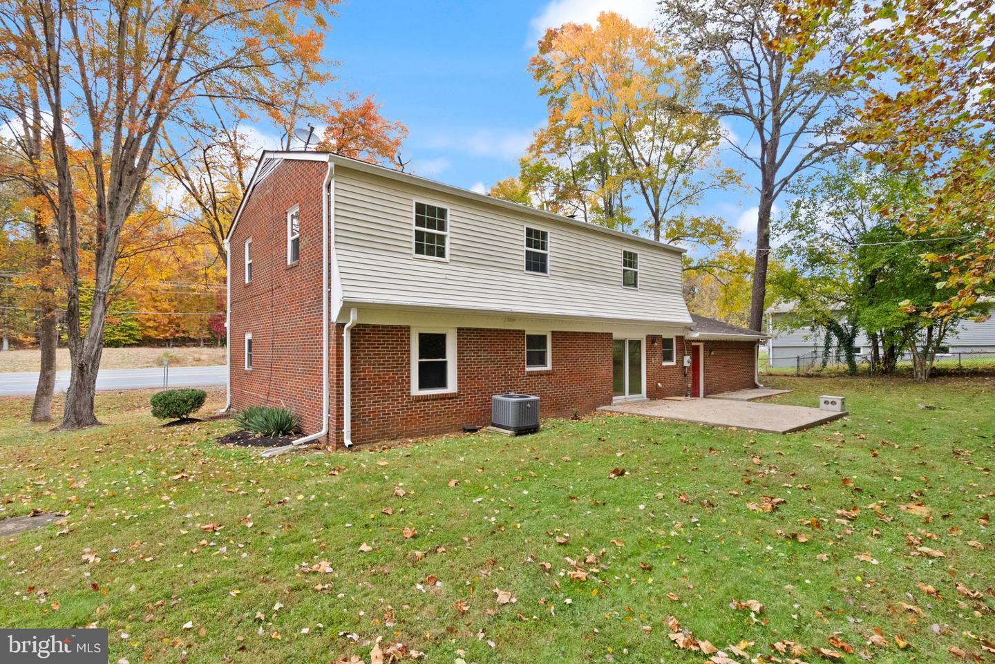 7075 YATES FORD RD, MANASSAS, Virginia 20111, 5 Bedrooms Bedrooms, 9 Rooms Rooms,4 BathroomsBathrooms,Residential,For sale,7075 YATES FORD RD,VAPW2111136 MLS # VAPW2111136