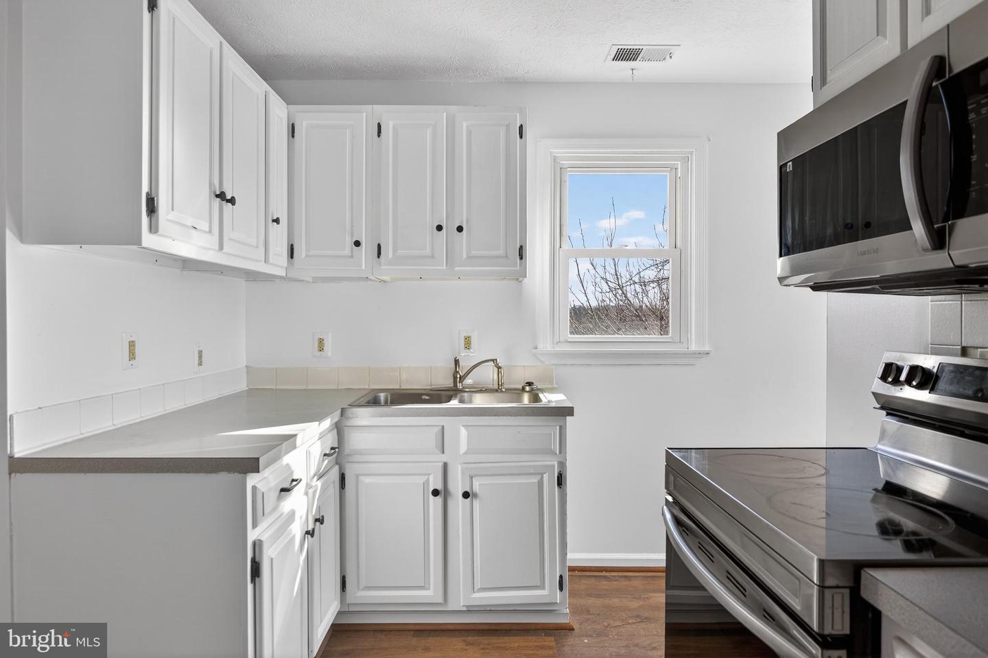 344 FROG HOLLOW RD, WINCHESTER, Virginia 22603, 3 Bedrooms Bedrooms, ,2 BathroomsBathrooms,Residential,For sale,344 FROG HOLLOW RD,VAFV2039198 MLS # VAFV2039198