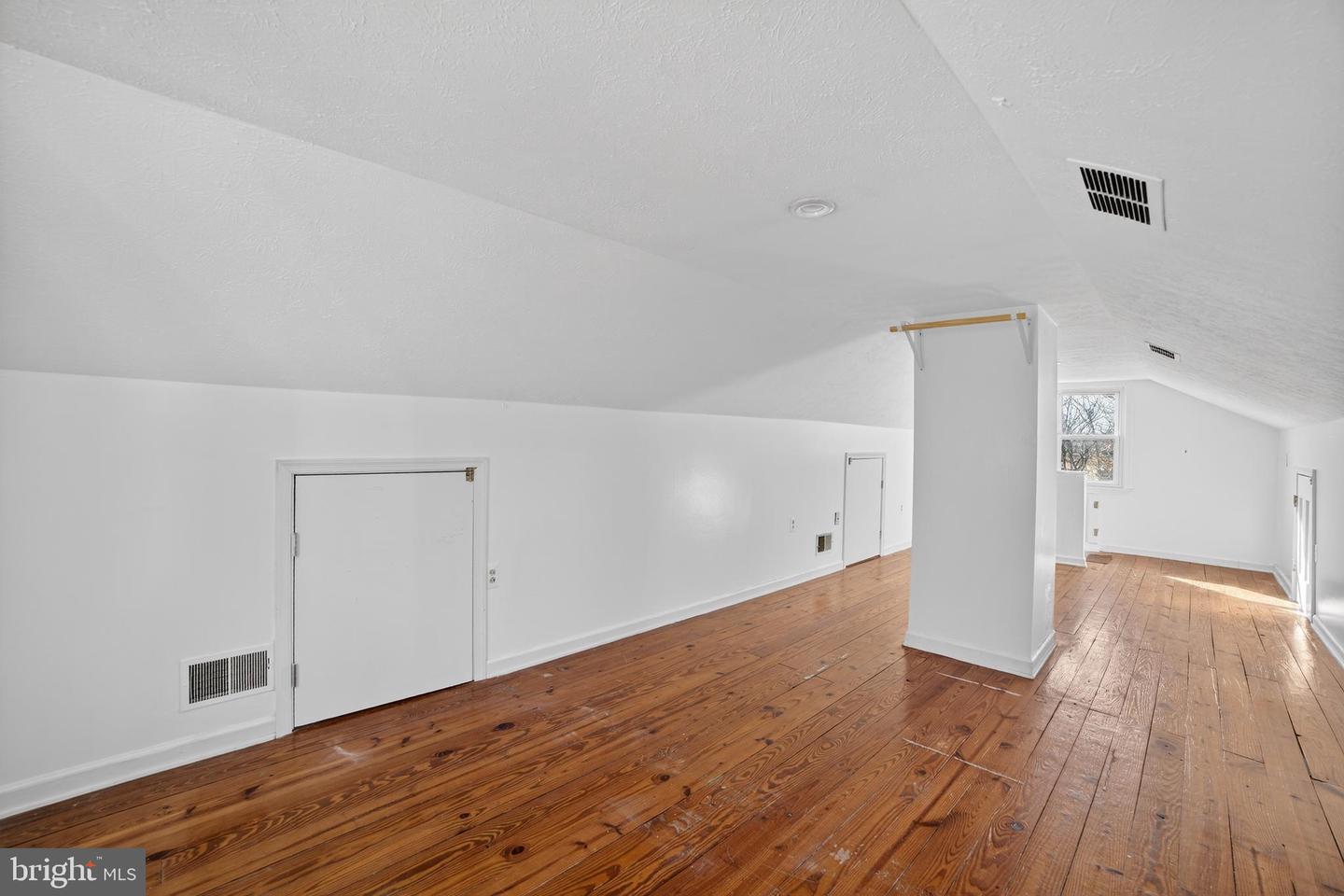 344 FROG HOLLOW RD, WINCHESTER, Virginia 22603, 3 Bedrooms Bedrooms, ,2 BathroomsBathrooms,Residential,For sale,344 FROG HOLLOW RD,VAFV2039198 MLS # VAFV2039198