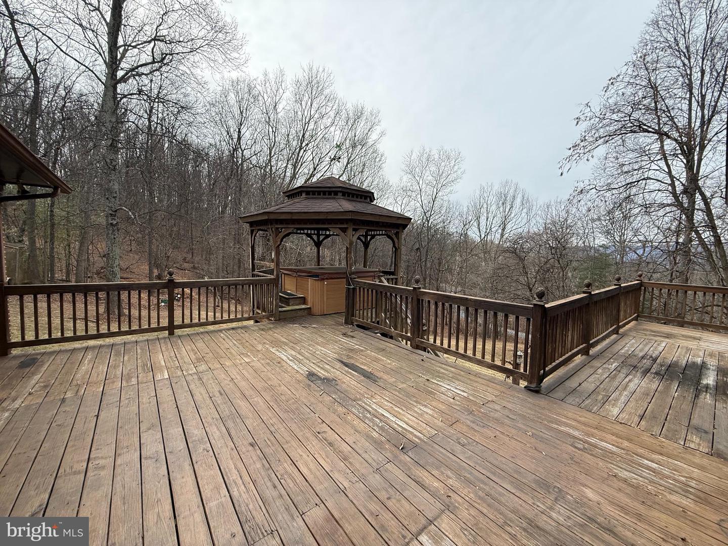 487 SKYLINE FOREST DR, FRONT ROYAL, Virginia 22630, 4 Bedrooms Bedrooms, ,3 BathroomsBathrooms,Residential,For sale,487 SKYLINE FOREST DR,VAWR2013218 MLS # VAWR2013218