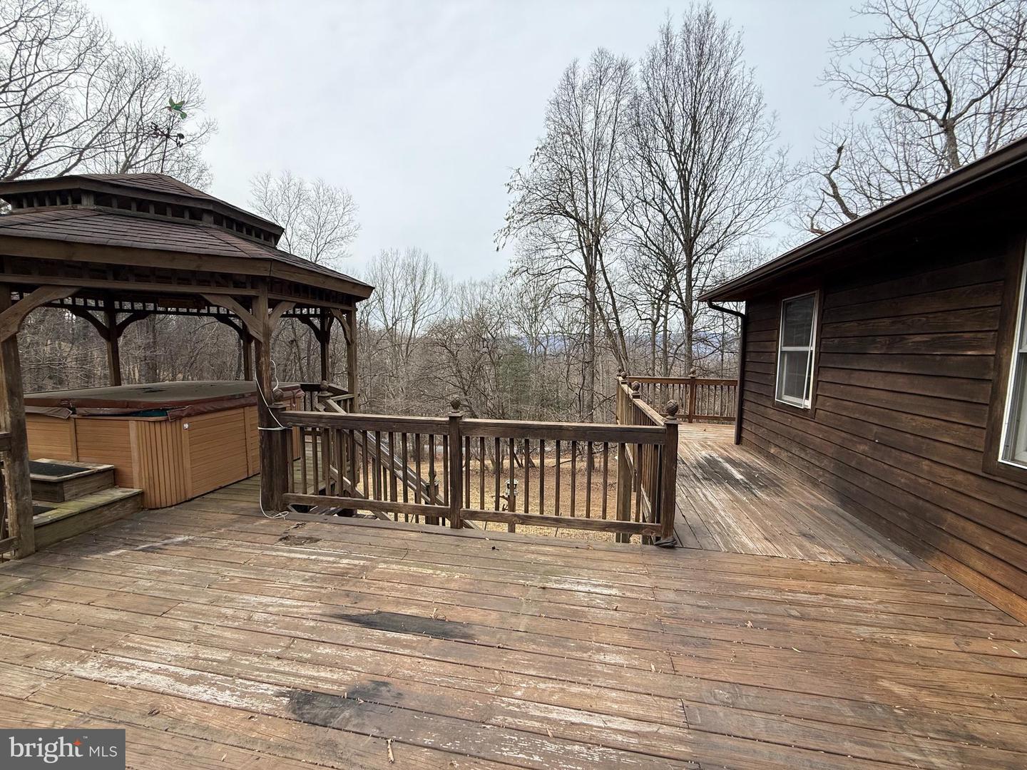 487 SKYLINE FOREST DR, FRONT ROYAL, Virginia 22630, 4 Bedrooms Bedrooms, ,3 BathroomsBathrooms,Residential,For sale,487 SKYLINE FOREST DR,VAWR2013218 MLS # VAWR2013218