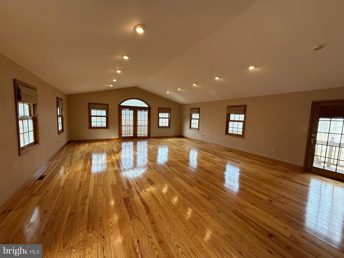 487 SKYLINE FOREST DR, FRONT ROYAL, Virginia 22630, 4 Bedrooms Bedrooms, ,3 BathroomsBathrooms,Residential,For sale,487 SKYLINE FOREST DR,VAWR2013218 MLS # VAWR2013218