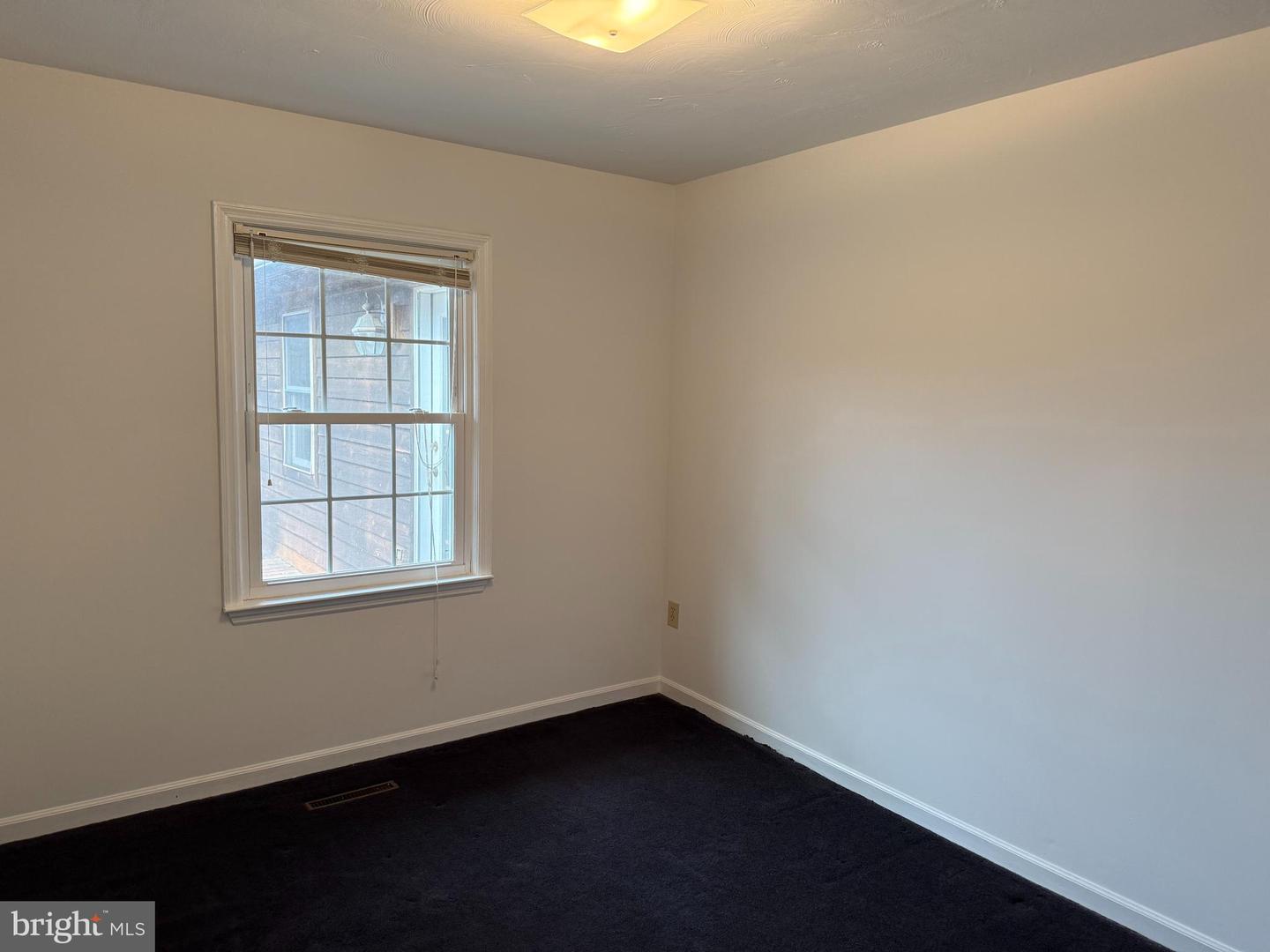 487 SKYLINE FOREST DR, FRONT ROYAL, Virginia 22630, 4 Bedrooms Bedrooms, ,3 BathroomsBathrooms,Residential,For sale,487 SKYLINE FOREST DR,VAWR2013218 MLS # VAWR2013218