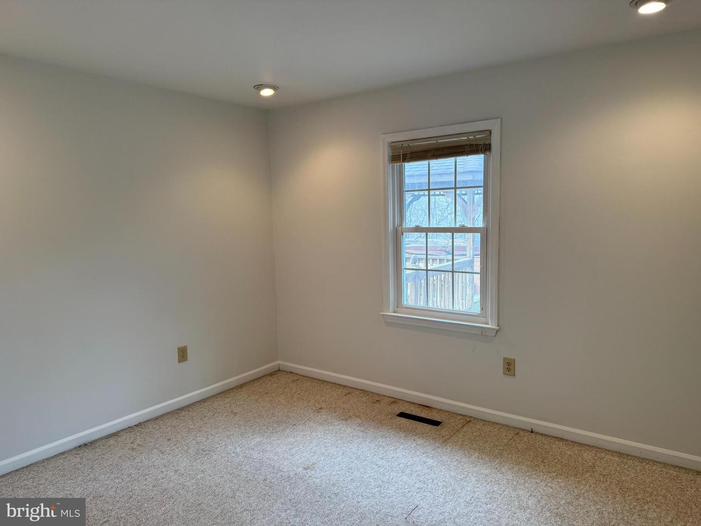 487 SKYLINE FOREST DR, FRONT ROYAL, Virginia 22630, 4 Bedrooms Bedrooms, ,3 BathroomsBathrooms,Residential,For sale,487 SKYLINE FOREST DR,VAWR2013218 MLS # VAWR2013218