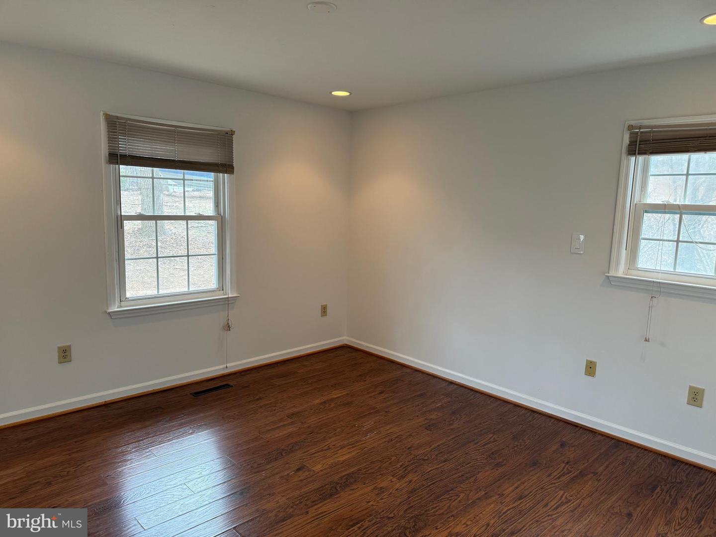 487 SKYLINE FOREST DR, FRONT ROYAL, Virginia 22630, 4 Bedrooms Bedrooms, ,3 BathroomsBathrooms,Residential,For sale,487 SKYLINE FOREST DR,VAWR2013218 MLS # VAWR2013218