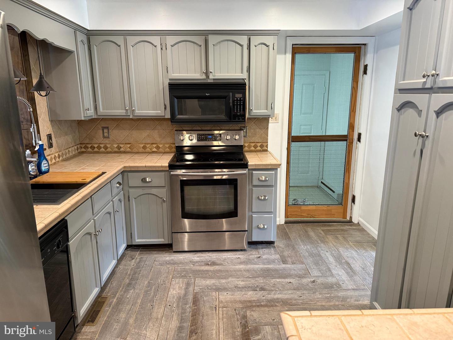 487 SKYLINE FOREST DR, FRONT ROYAL, Virginia 22630, 4 Bedrooms Bedrooms, ,3 BathroomsBathrooms,Residential,For sale,487 SKYLINE FOREST DR,VAWR2013218 MLS # VAWR2013218