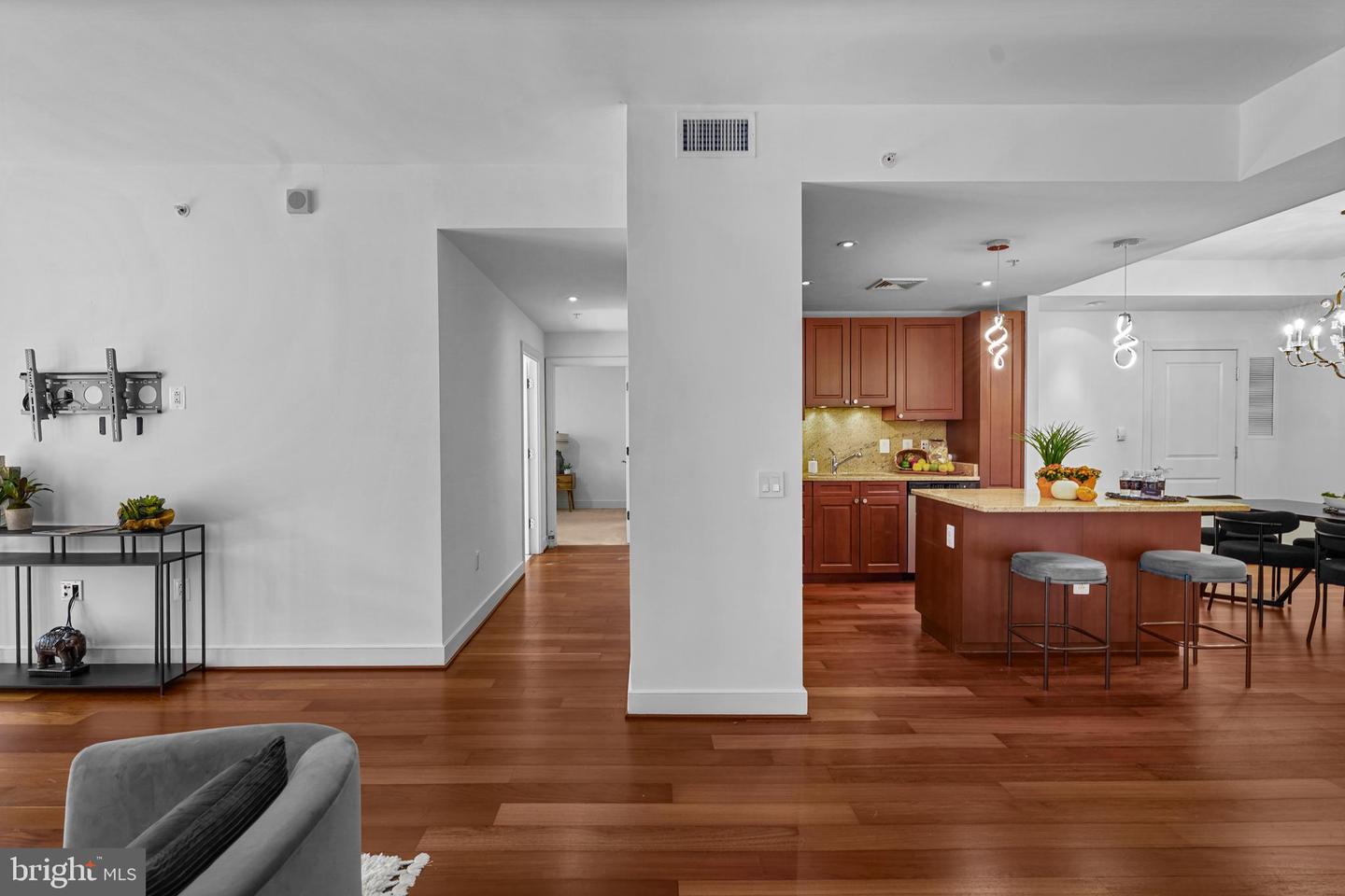 2425 L ST NW #UNIT 431, WASHINGTON, District Of Columbia 20037, 2 Bedrooms Bedrooms, ,2 BathroomsBathrooms,Residential,For sale,2425 L ST NW #UNIT 431,DCDC2243002 MLS # DCDC2243002