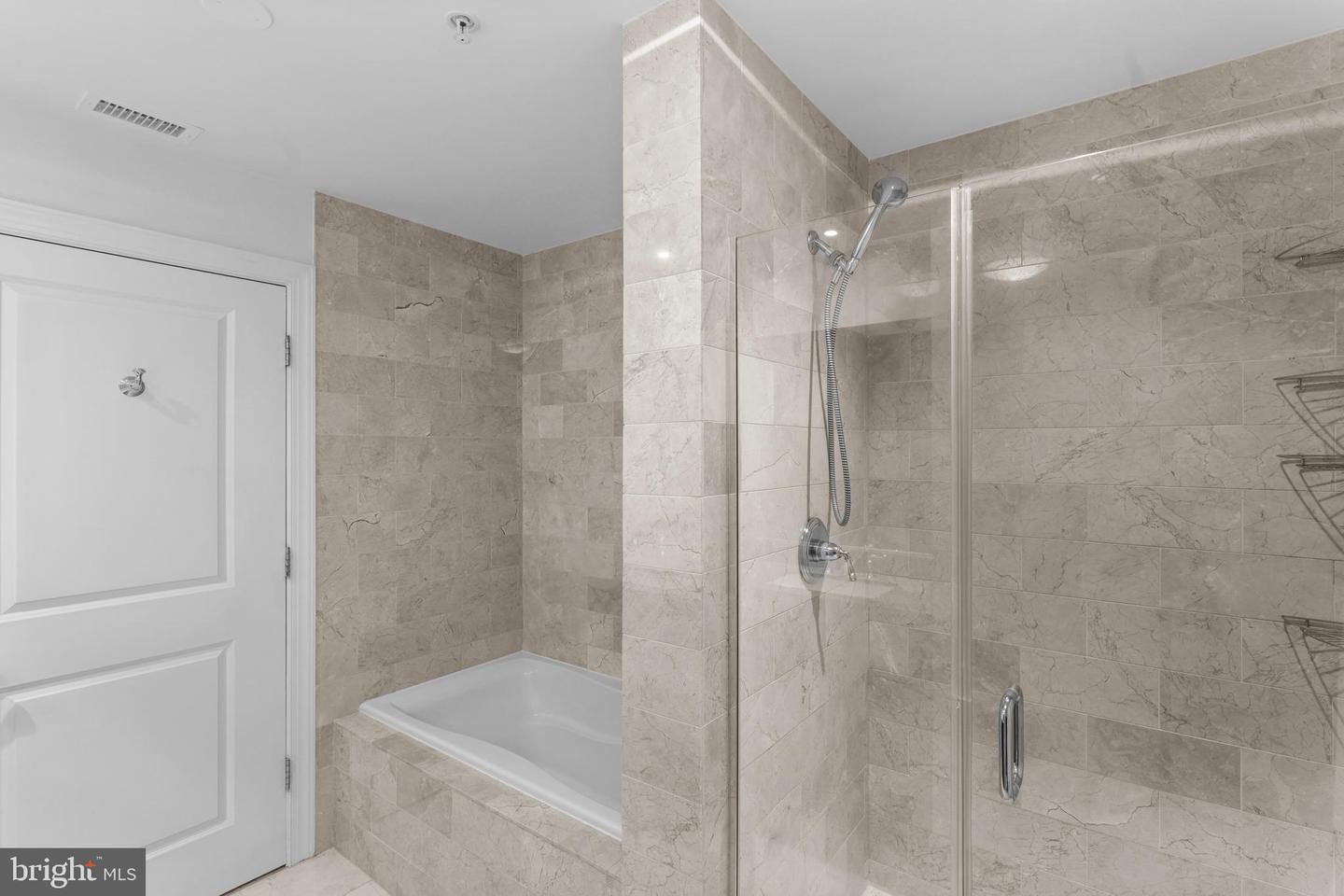 2425 L ST NW #UNIT 431, WASHINGTON, District Of Columbia 20037, 2 Bedrooms Bedrooms, ,2 BathroomsBathrooms,Residential,For sale,2425 L ST NW #UNIT 431,DCDC2243002 MLS # DCDC2243002