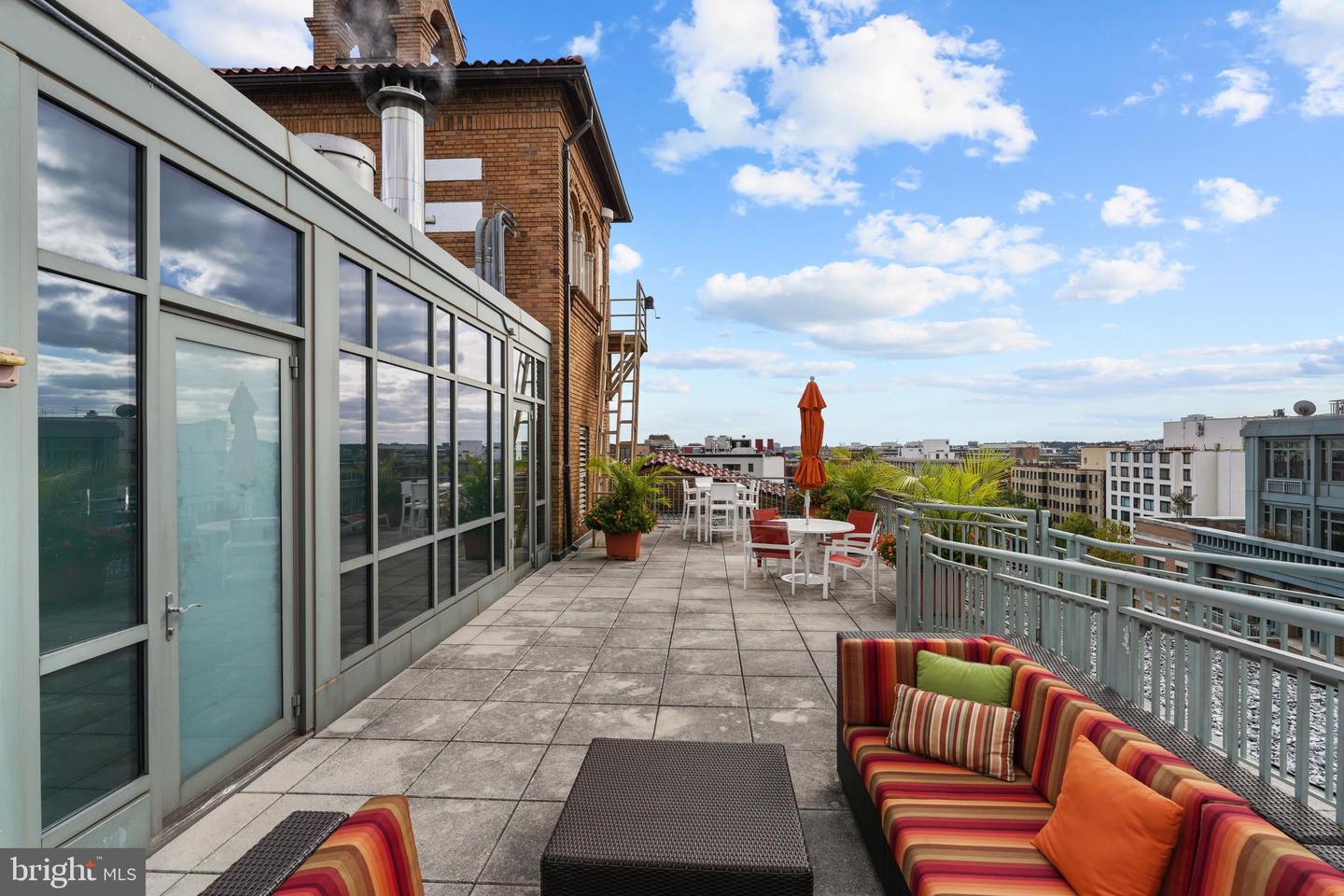 2425 L ST NW #UNIT 431, WASHINGTON, District Of Columbia 20037, 2 Bedrooms Bedrooms, ,2 BathroomsBathrooms,Residential,For sale,2425 L ST NW #UNIT 431,DCDC2243002 MLS # DCDC2243002