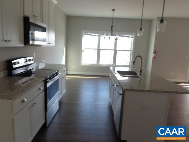 208 WINDSOR DR, FISHERSVILLE, Virginia 22939, 4 Bedrooms Bedrooms, ,2 BathroomsBathrooms,Residential,For sale,208 WINDSOR DR,672783 MLS # 672783 208 WINDSOR DR, FISHERSVILLE, Virginia 22939, 4 Bedrooms Bedrooms, ,2 BathroomsBathrooms,Residential,For sale,208 WINDSOR DR,672783 MLS # 672783