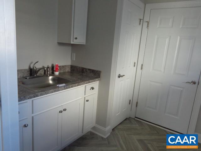 208 WINDSOR DR, FISHERSVILLE, Virginia 22939, 4 Bedrooms Bedrooms, ,2 BathroomsBathrooms,Residential,For sale,208 WINDSOR DR,672783 MLS # 672783 208 WINDSOR DR, FISHERSVILLE, Virginia 22939, 4 Bedrooms Bedrooms, ,2 BathroomsBathrooms,Residential,For sale,208 WINDSOR DR,672783 MLS # 672783