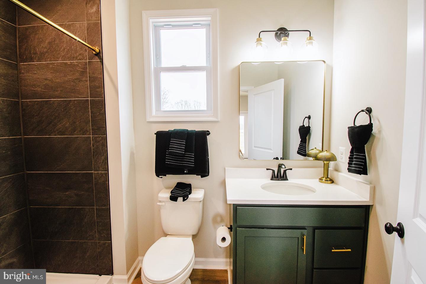 362 DRUMMER HILL RD, FRONT ROYAL, Virginia 22630, 3 Bedrooms Bedrooms, 5 Rooms Rooms,2 BathroomsBathrooms,Residential,For sale,362 DRUMMER HILL RD,VAWR2013222 MLS # VAWR2013222