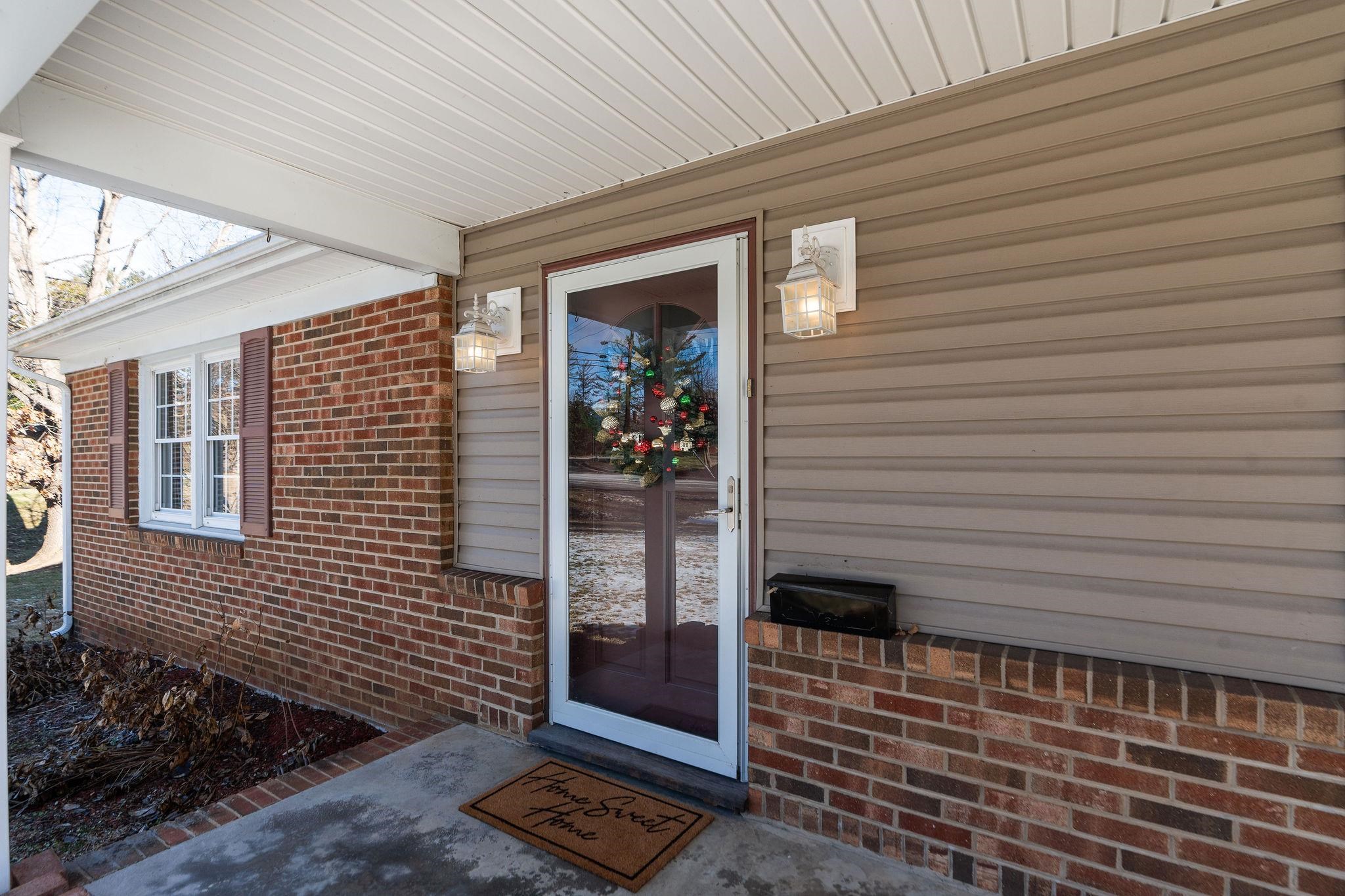 2 MCCORMICK ST, LEXINGTON, Virginia 24450, 3 Bedrooms Bedrooms, ,2 BathroomsBathrooms,Residential,2 MCCORMICK ST,671784 MLS # 671784