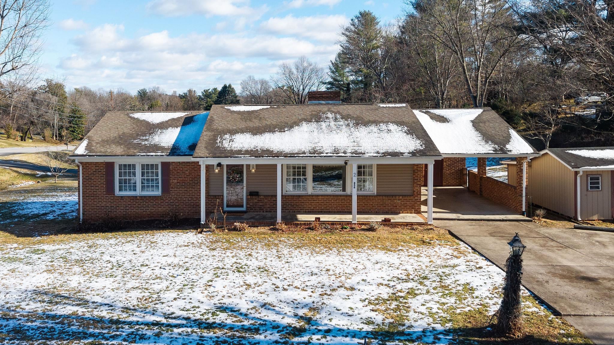 2 MCCORMICK ST, LEXINGTON, Virginia 24450, 3 Bedrooms Bedrooms, ,2 BathroomsBathrooms,Residential,2 MCCORMICK ST,671784 MLS # 671784